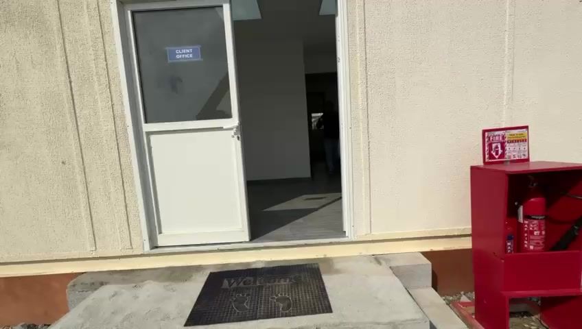 Entrance with steps and fire point